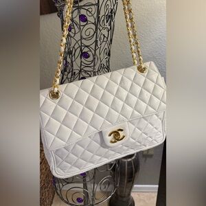 Vtg White Quilted Flap Bag Gold CC Style Turn Lock Shoulder Purse Designer Style